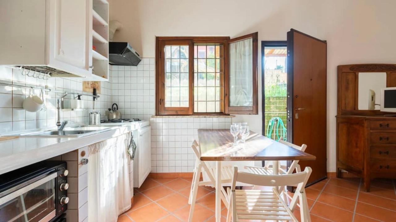 Independent House With Private Patio In Rome Villa Exterior foto